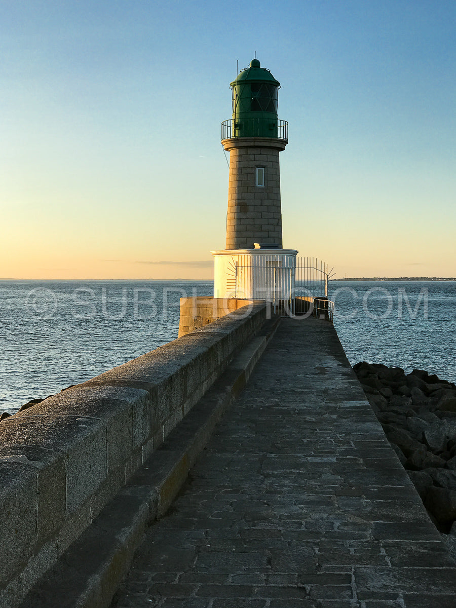 Photo de Phare du Croisic au crépuscule